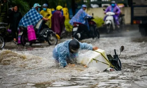 Mưa lớn dồn dập còn kéo dài, những địa phương nào chịu ảnh hưởng?
