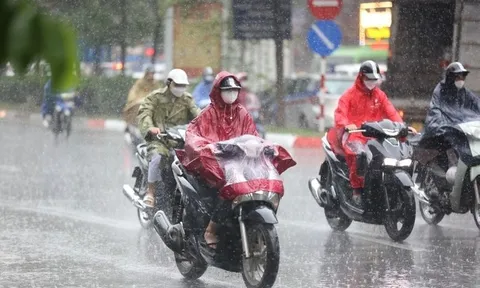 Mưa dông kéo dài, cảnh báo những rủi ro khó lường ở miền Trung – Tây Nguyên