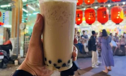 Nữ ca sĩ trẻ mất giọng, sản phụ sinh non vì nghiện 'trà sữa'