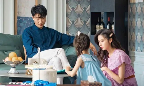 Hạnh phúc khi tái hôn với chồng già giàu có, nửa đêm con gái 13 tuổi khóc lóc xin tôi ly hôn
