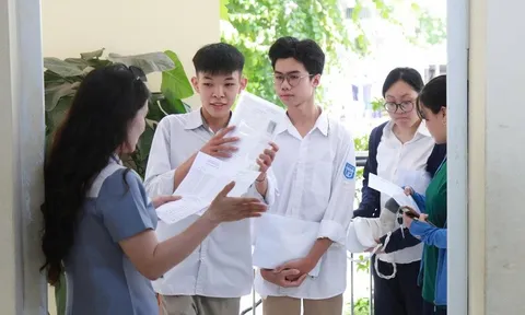 Hà Nội công bố điểm chuẩn trúng tuyển bổ sung vào lớp 10 không chuyên