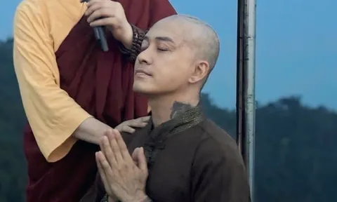 Tuấn Hưng đính chính thông tin đi tu