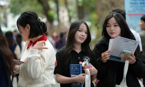 Nhiều trường đại học và phổ thông tại Hà Nội điều chỉnh lịch học, ưu tiên cho sự kiện A80