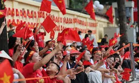 Những tuyến đường nào ở Hà Nội cấm xe từ trưa nay 24/8 để phục vụ tổng hợp luyện diễu binh lần 2?