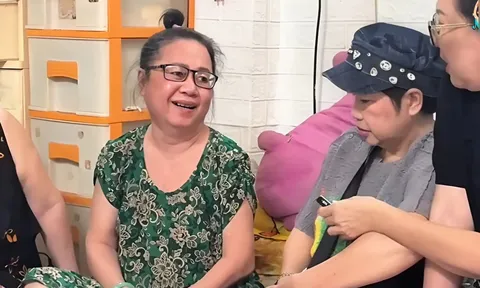 Nữ nghệ sĩ Việt bị tai biến khi đang đi hát, mất trí nhớ, nằm liệt giường suốt 13 năm