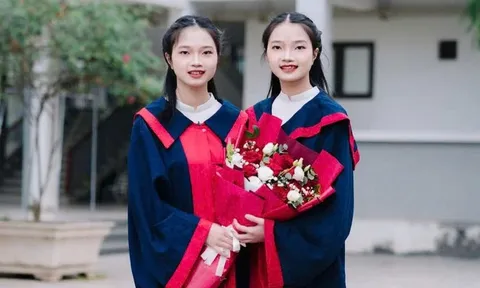 Cặp chị em song sinh cùng đạt 30/30 điểm, cùng bước chân vào Học viện Quân y