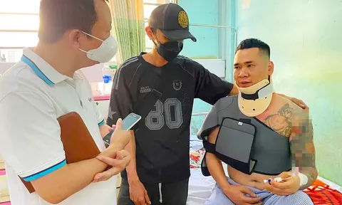 Bố lao xuống giếng sâu 35 mét cứu con gái ở Gia Lai: Có bố đây rồi, không sao đâu!