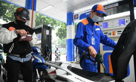 Giá xăng dầu đồng loạt tăng từ 15h00 hôm nay