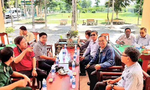 Hội Nhà báo tỉnh Tiền Giang tổ chức đi thực tế sáng tác tại Đồng Tháp