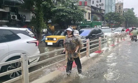 Sở GD&ĐT TP. Hà Nội thông tin vì sao chậm quyết định nghỉ học toàn thành phố