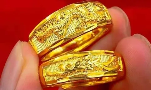 Giá vàng hôm nay (8/10): Thị trường vàng nhẫn lại sôi động
