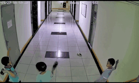 Vụ 3 bé trai ném dép làm hỏng thang máy chung cư: Hé lộ số tiền đền bù khiến cư dân 'ngã ngửa'