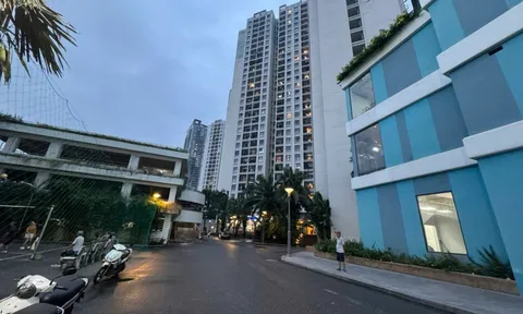 UBND xã Phụng Công yêu cầu niêm yết công khai các hợp đồng và nhiều chỉ đạo nhằm ổn định tình hình khu chung cư Westbay
