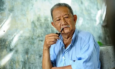 Sức khỏe nghệ sĩ Mạc Can suy yếu, mọi sinh hoạt đều cần người hỗ trợ, dân mạng chung tay gây quỹ giúp ông