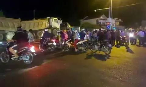 CLIP: Hé lộ quá trình xe container kéo lê thi thể chạy gần 60km trên đường