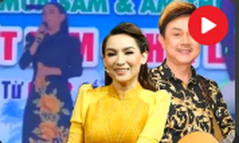 Clip: Phi Nhung khóc nghẹn trên sân khấu, hát tặng Chí Tài ca khúc từng được đàn anh chỉ dẫn
