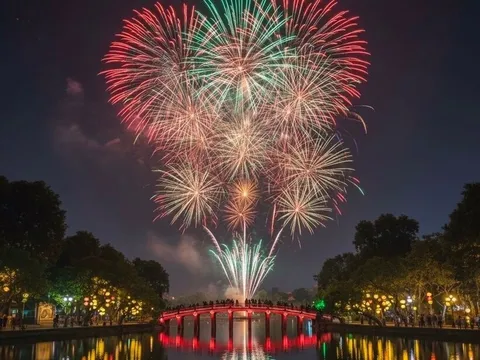 Hà Nội bắn pháo hoa 05 điểm dịp Tết Dương lịch