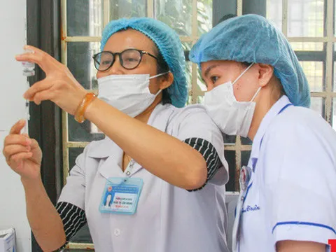 Thừa Thiên Huế bắt đầu tiêm chủng vaccine phòng Covid-19