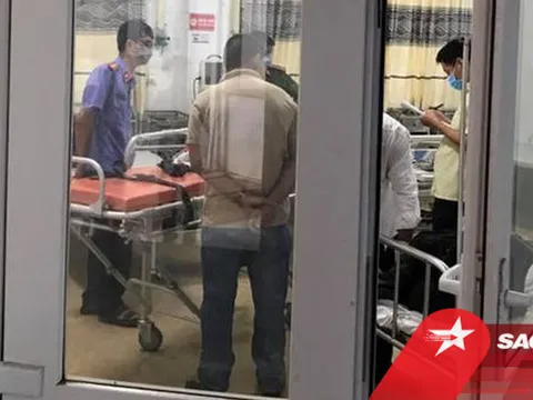 Sập tường lò gạch khiến 4 cháu bé thương vong