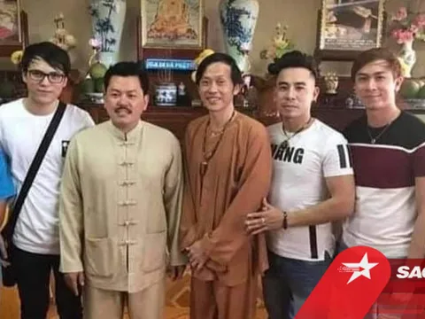 Cư dân mạng tìm được ảnh Hồ Việt Trung chụp cùng và tâng bốc hết lời Võ Hoàng Yên?