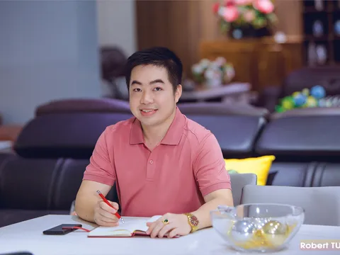 Robert Tuấn luôn giữ nguồn năng lượng tích cực cho bản thân và lan tỏa đến cộng đồng