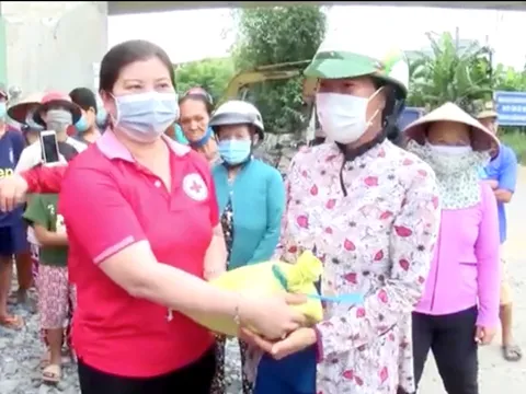 Cần Thơ: Ấm áp 'Kho gạo tình thương' giữa mùa dịch