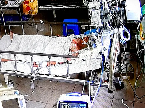 BVĐK Trung ương Cần Thơ: Kỳ tích cấp cứu mẹ con thai phụ mắc COVID-19 nhiều biến chứng