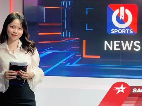 Huỳnh Anh trở thành BTV thể thao, fan réo tên Quang Hải