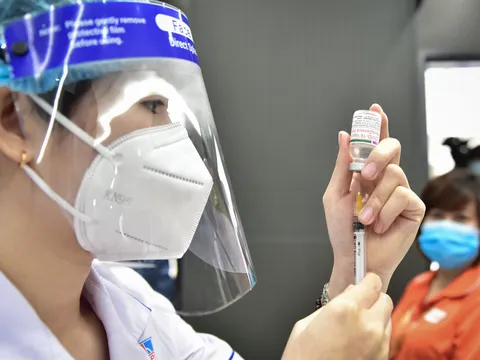 Sáng 12/8, cả nước ghi nhận thêm 4.642 ca COVID-19, hơn 12 triệu liều vắc xin đã được tiêm