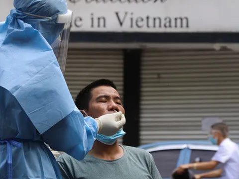 Hà Nội mở nhiều 'trận địa' truy vết F0 trên diện rộng