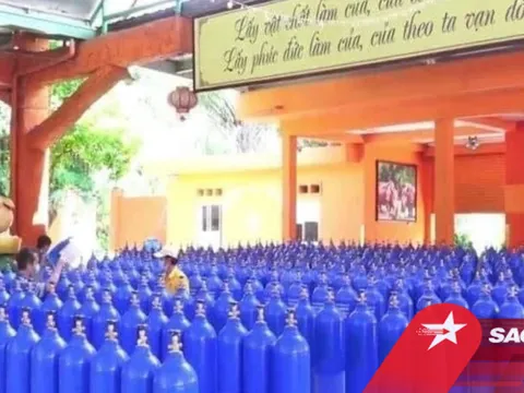 Vợ chồng CEO Đại Nam chuẩn bị 50.000 bình oxy hỗ trợ người nghèo: 'Làm để giúp đời, không buôn bán oxy'