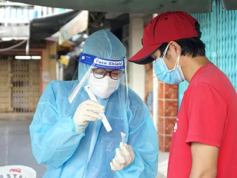 Sáng 25/8, Hà Nội phát hiện 4 ca mắc Covid-19, trong đó, 2 ca ở khu cách ly