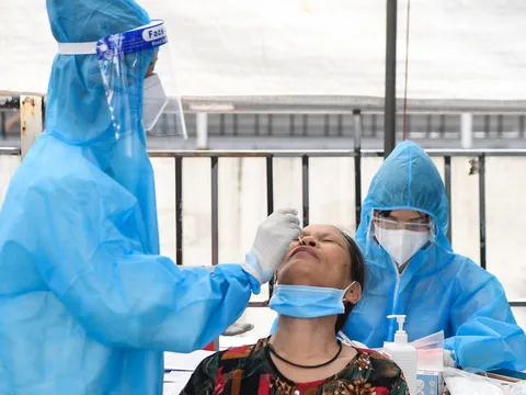 Sáng 3/9, Hà Nội phát hiện thêm 13 ca mắc Covid-19, trong đó, 12 ca ở khu cách ly, phong tỏa