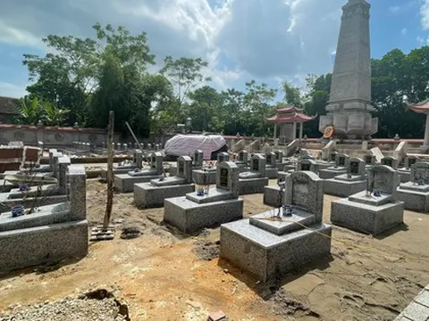 Vụ doanh nghiệp phá dỡ mộ liệt sĩ: Chuyển tiền 'đối ứng' thành 'vận động ủng hộ'