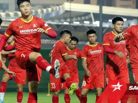 Bỗng dưng chơi đẹp nhường sân tập quen thuộc cho Việt Nam, tuyển Trung Quốc muốn che giấu điều gì?