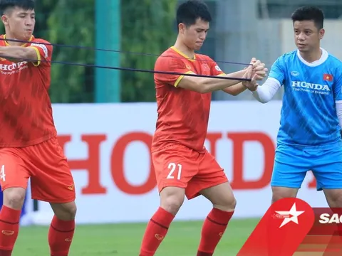 NÓNG: Ông Park loại Đình Trọng và 3 cầu thủ trước trận đấu với Trung Quốc