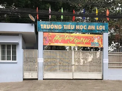 Xôn xao lá đơn xin nghỉ việc của nam giáo viên với lý do 'thấy nhiều điều phi giáo dục, vấn nạn dối trá'