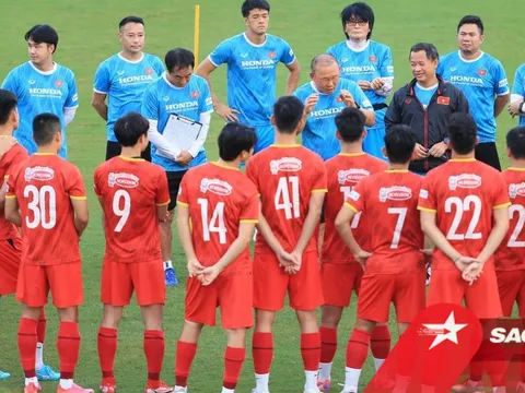 Đấu Oman, ông Park dùng Công Phượng và Văn Toàn thay Quang Hải, Văn Đức?