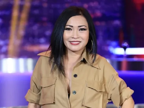 Phương Thanh kêu gọi 'showbiz chuẩn bị tinh thần', netizen thắc mắc liệu có biến gì chăng?