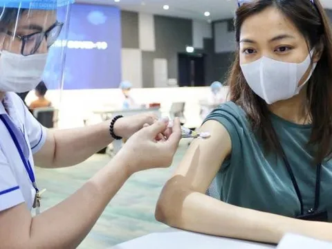Bộ Y tế yêu cầu các địa phương lên kế hoạch tiêm vaccine Covid-19 mũi 3