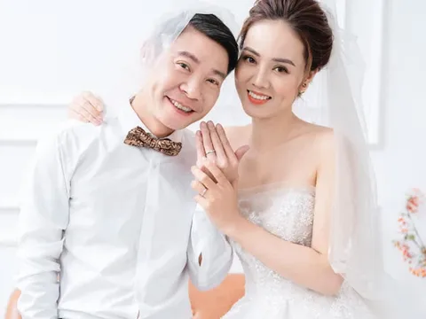 Rộ tin bà xã 'kém 15 tuổi' của Công Lý mang thai con đầu lòng, chính chủ lên tiếng nói rõ