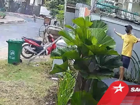 Giả vờ đang tập thể dục, người đàn ông bất ngờ 'phóng uế' ngay trước cửa nhà dân rồi thản nhiên bỏ đi