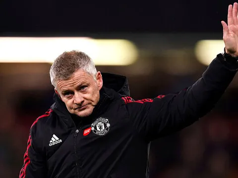 NÓNG: MU sa thải HLV Solskjaer