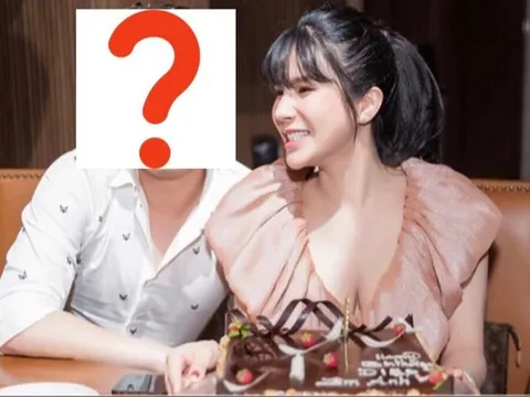 Diệp Lâm Anh tung ảnh tình tứ bên trai lạ giữa lùm xùm ly hôn