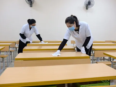 Nhiều địa phương tiếp tục quyết định cho học sinh tạm ngưng đến trường do ảnh hưởng của dịch Covid-19