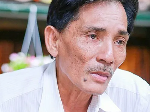 Nghệ sĩ Thương Tín chính thức dọn về nhà mới, vui mừng vì được tặng xe và có công việc kiếm sống