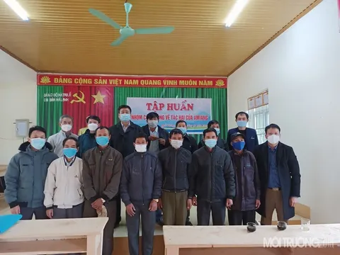 "Nâng cao nhận thức về tác hại amiăng đến sức khỏe đồng bào dân tộc"