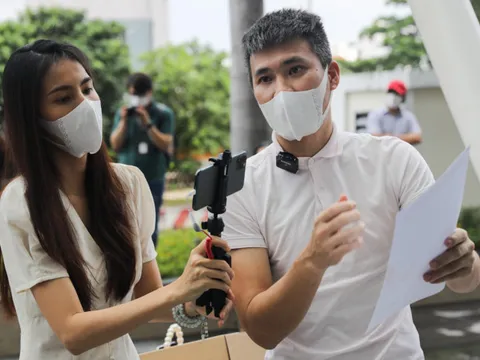 Phía Thủy Tiên lên tiếng về ồn ào từ thiện: 'Vậy là ngân hàng không hề có 320 tỷ như giấc mơ'