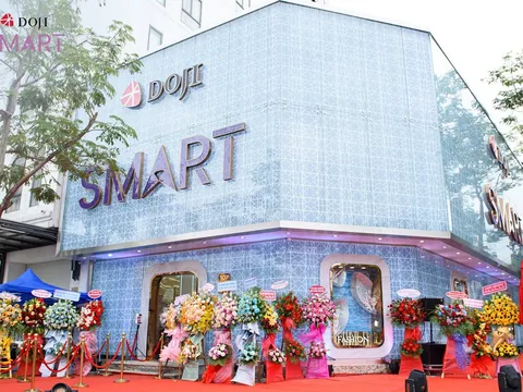 DOJI Smart ra mắt trung tâm thứ hai tại Đà Nẵng, khách hàng thích thú trải nghiệm