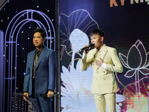 Ca sĩ Hồ Văn Cường nhận cát-sê 200 triệu đồng
